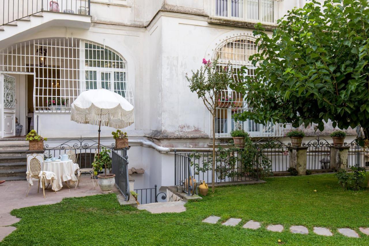 Palazzo Cacace Relais Hotel Meta Exterior photo
